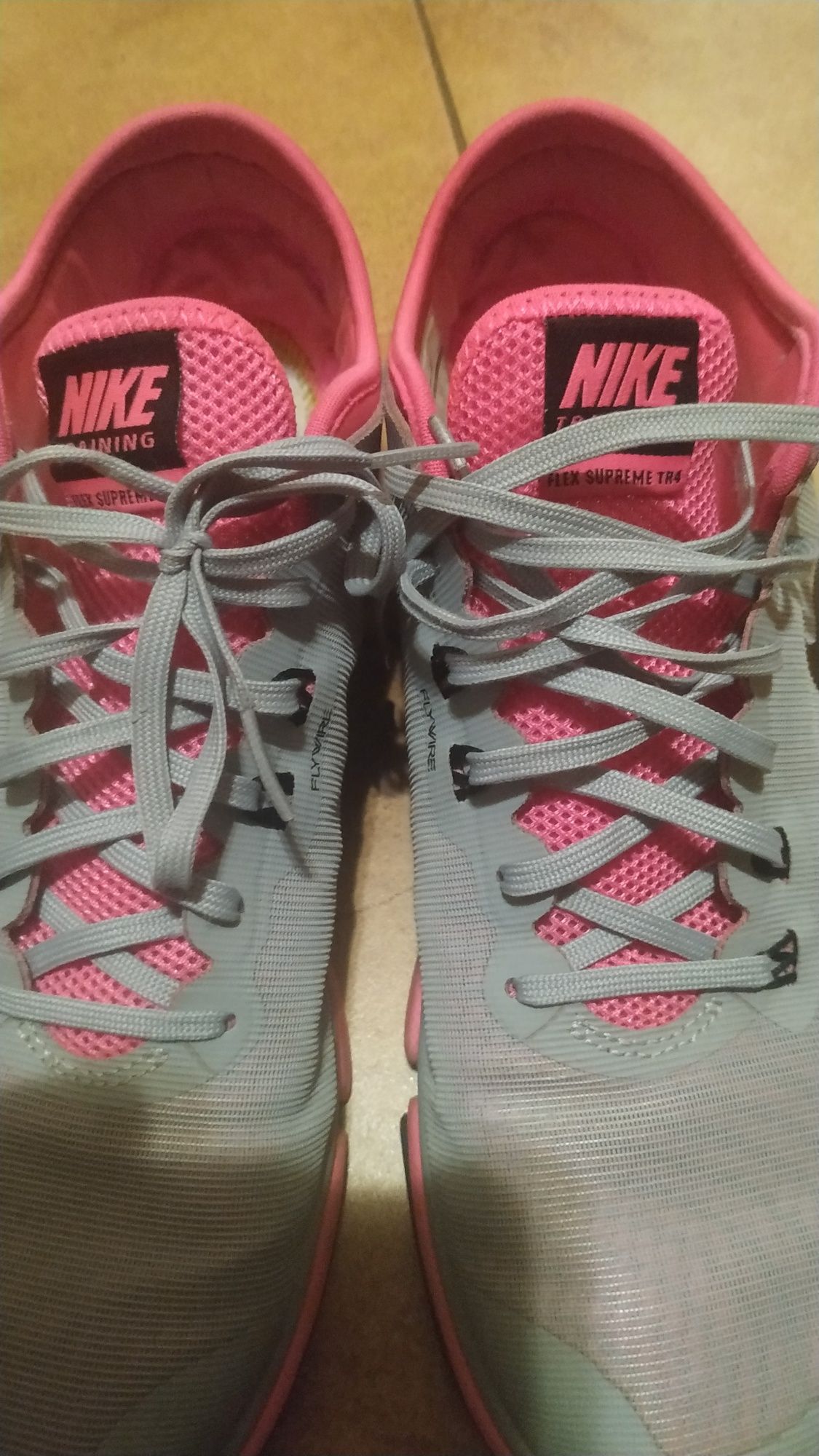 Nike Flywire 43 28 425 Olx