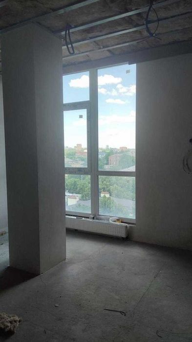 Продам  2х комнатную квартиру  72 м2 Чистовая отделка ЖК Кристалл