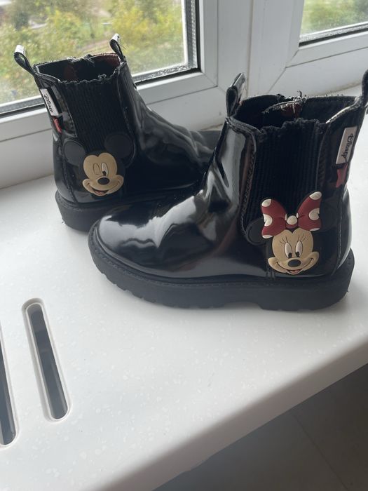 Ботинки для дівчинки,28 розмір , ZARA