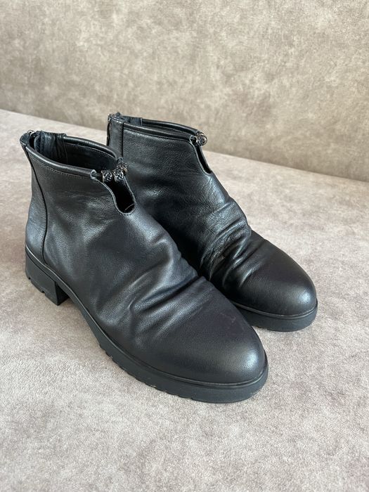 Жіночі шкіряні черевики