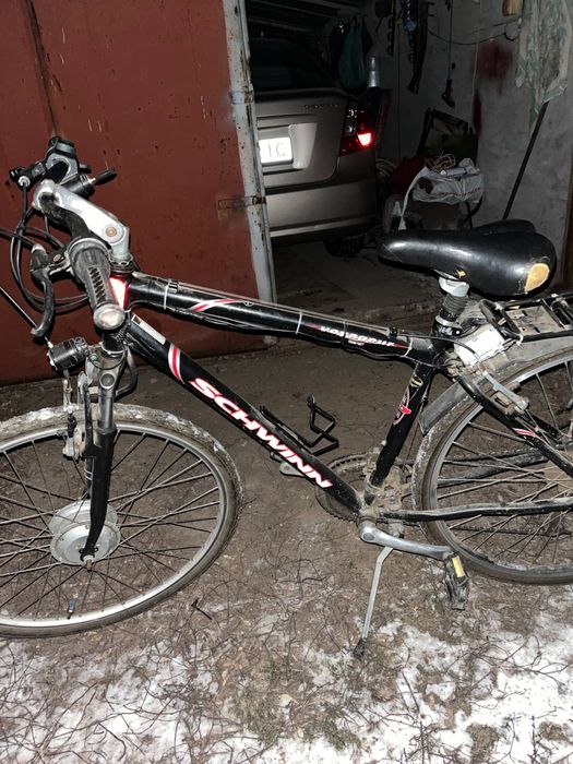 Електровелосипед Schwinn Voyageur 28" | Запас ходу 40 км | Стан 4/5