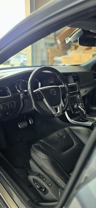Volvo S60 2.0 D4 R-Design Geartronic
