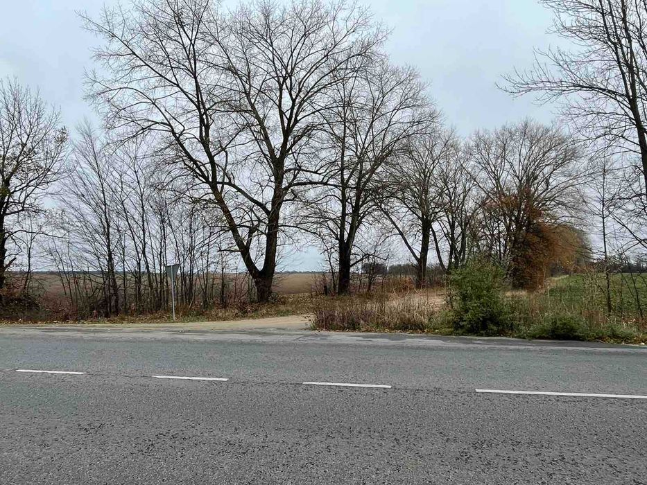 Продається земельна ділянка в с. Іванівка 7811