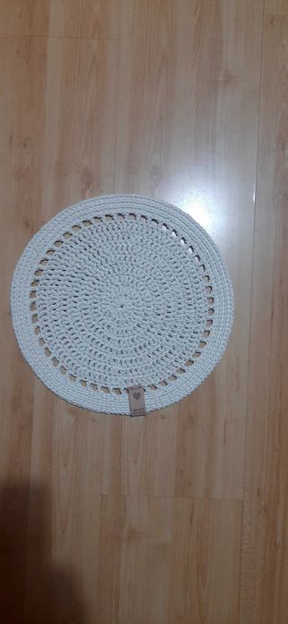 Komplet podkładek szydełkowych