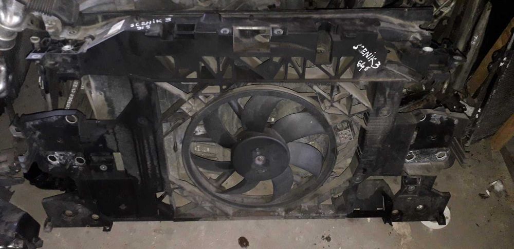 Панель передня (вентилятор,телевізор) Renault Grand Scenic 3 1.5dci