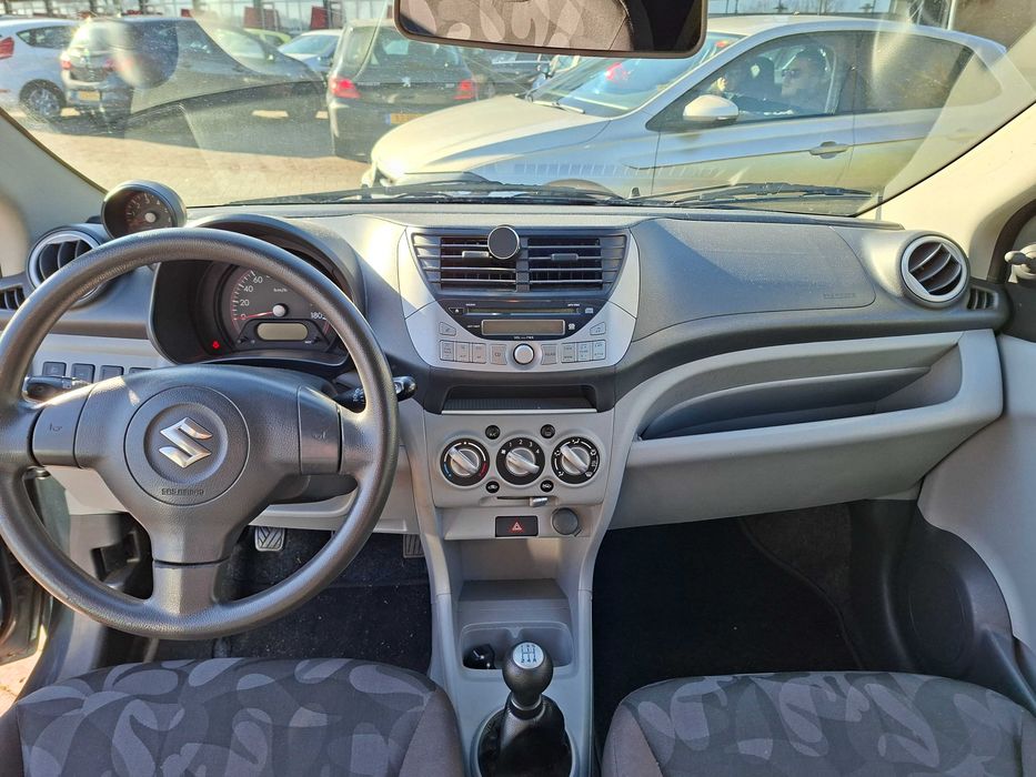Suzuki Alto 1.0 (super económico) — photo 3