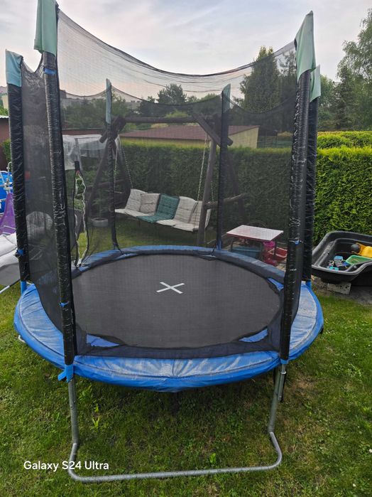 Trampolina okrągla ogrodowa 2,44 cm