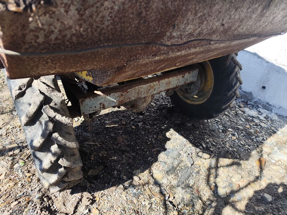 Dumper com motor de arranque