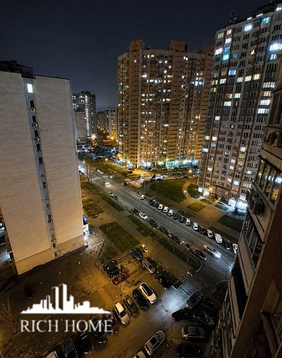 Позняки, Драгоманова 1б, о. Сонячне, новий будинок 2006р, простора квартира, генератор