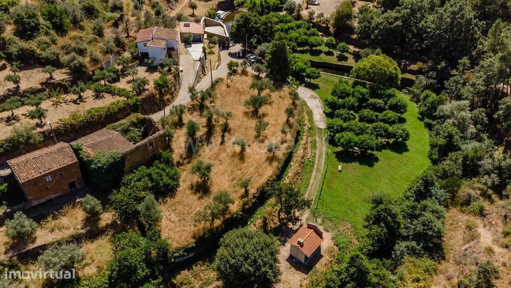 Terreno com ruina T1 / Fundão, Souto da Casa