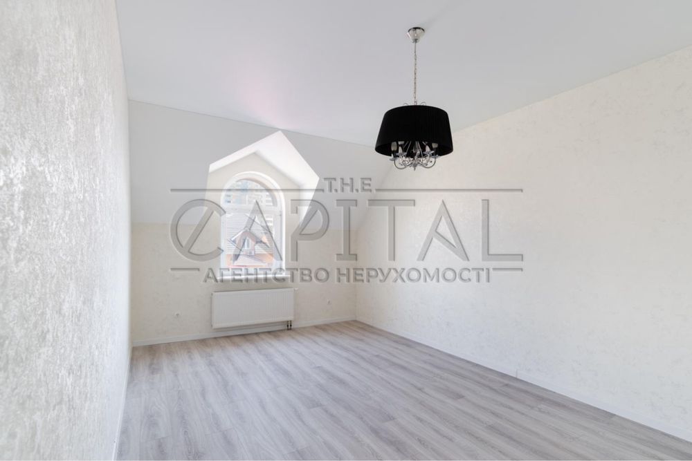 Продаж будинку Бровари / район Сади