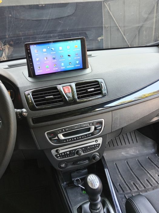 Авто Рено меган 3