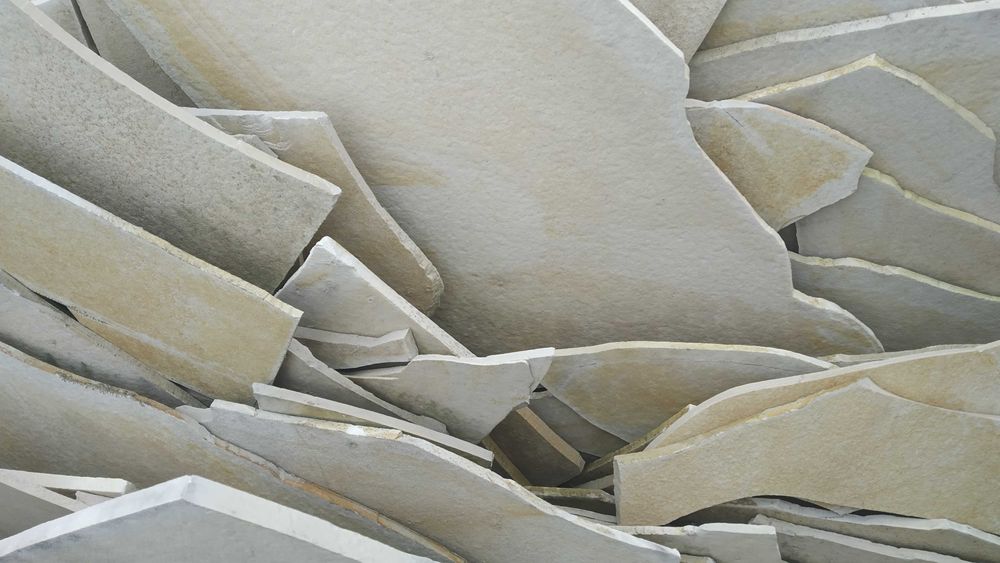 Wapień alpejski, jasny łupek elewacja