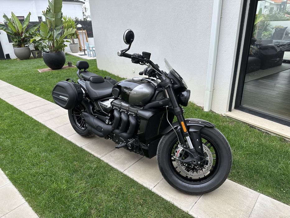 Triumph Rocket 3 GT Triple Black – Edição Especial
