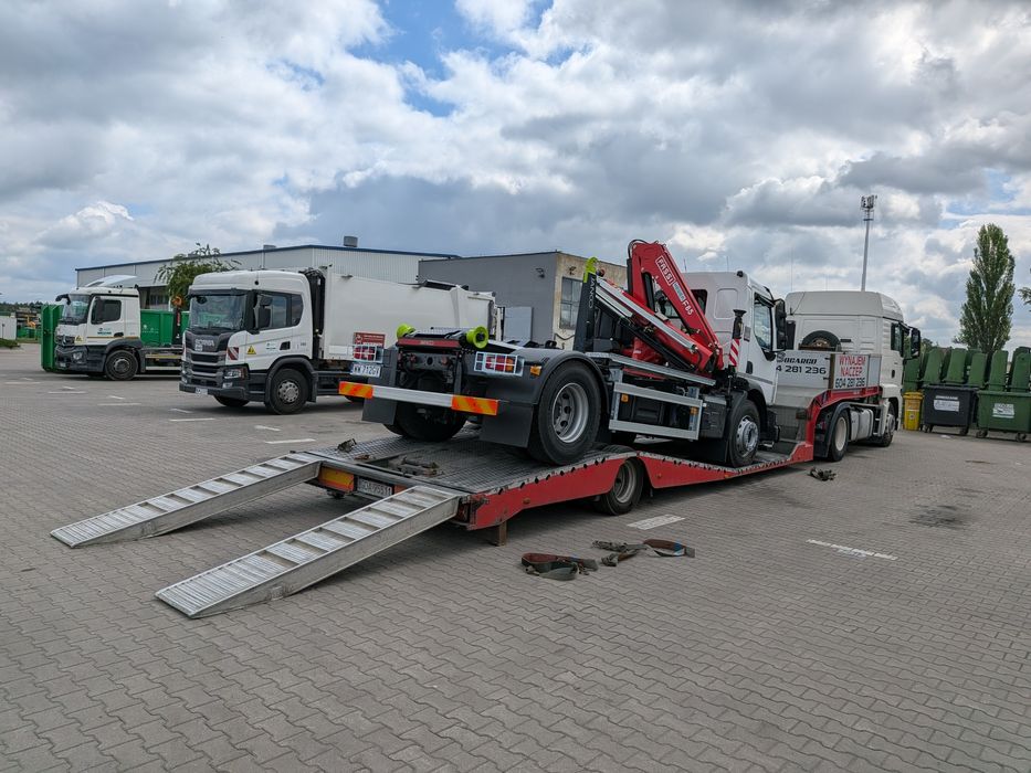 Wynajem naczepy lawety do przewozu ciągników siodłowych Gdańsk VDI. Kilka szt do wyboru. Semi , niskopodwozie na 3 ciągniki, platformy