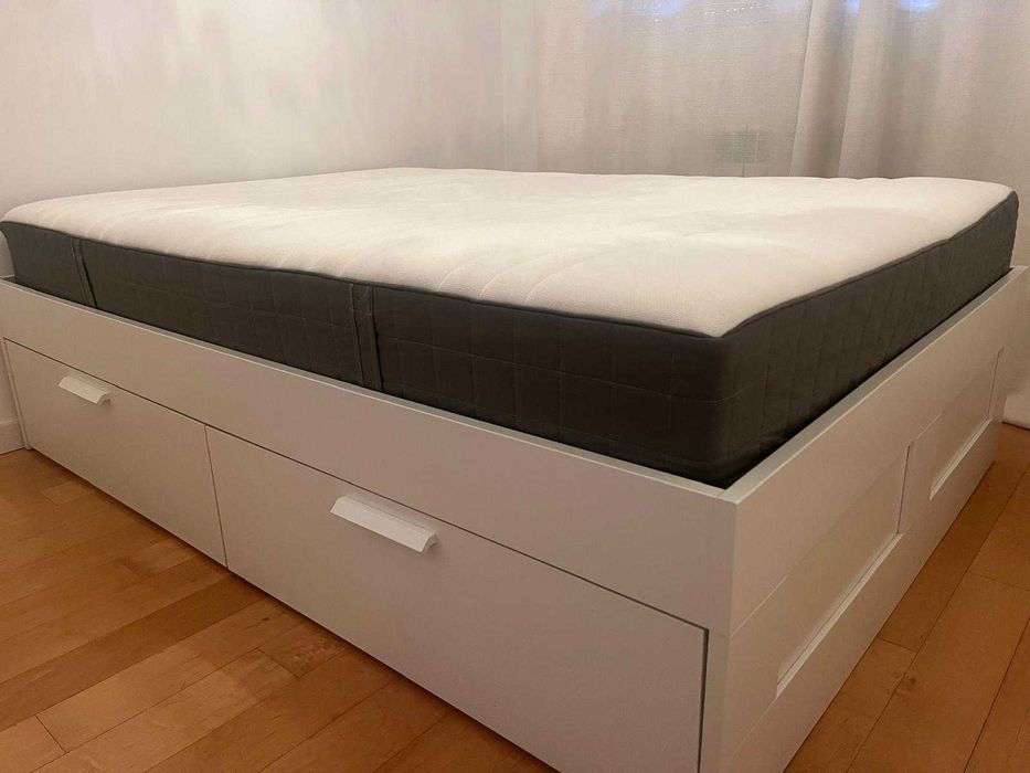 Cama Casal com 4 Gavetas e Colchao