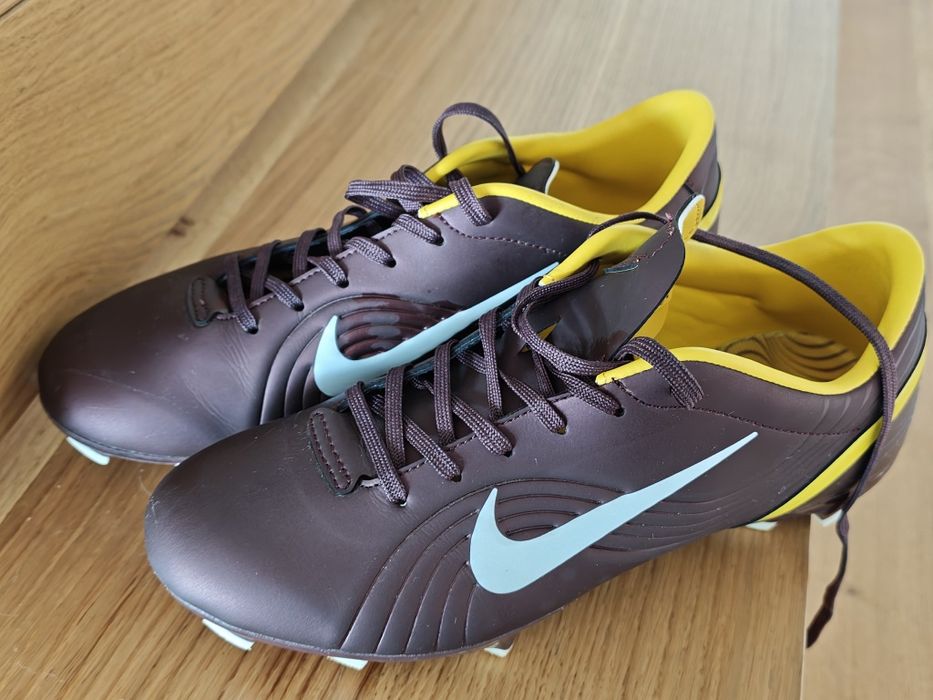 Nike Mercurial  R9
