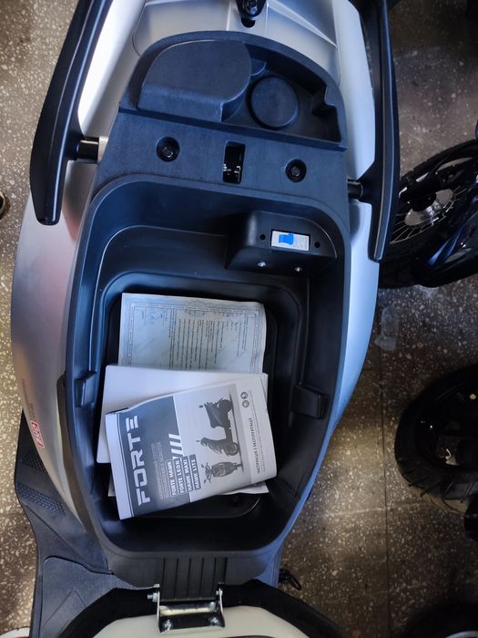 FORTE LEON електроскутер 2500 ват.