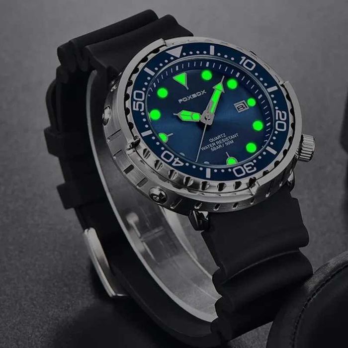 Zegarek styl nurka tuńczyk pasek silikonowy obrotowy bezel WR50 BOX