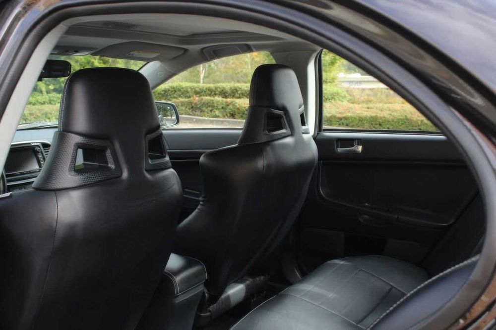 Mitsubishi Lancer Evolution GSR      2014