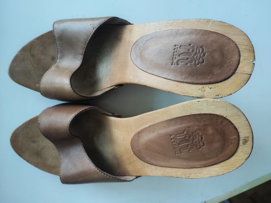 Шкіряні сабо на дерев'яній підошві 38р віддам