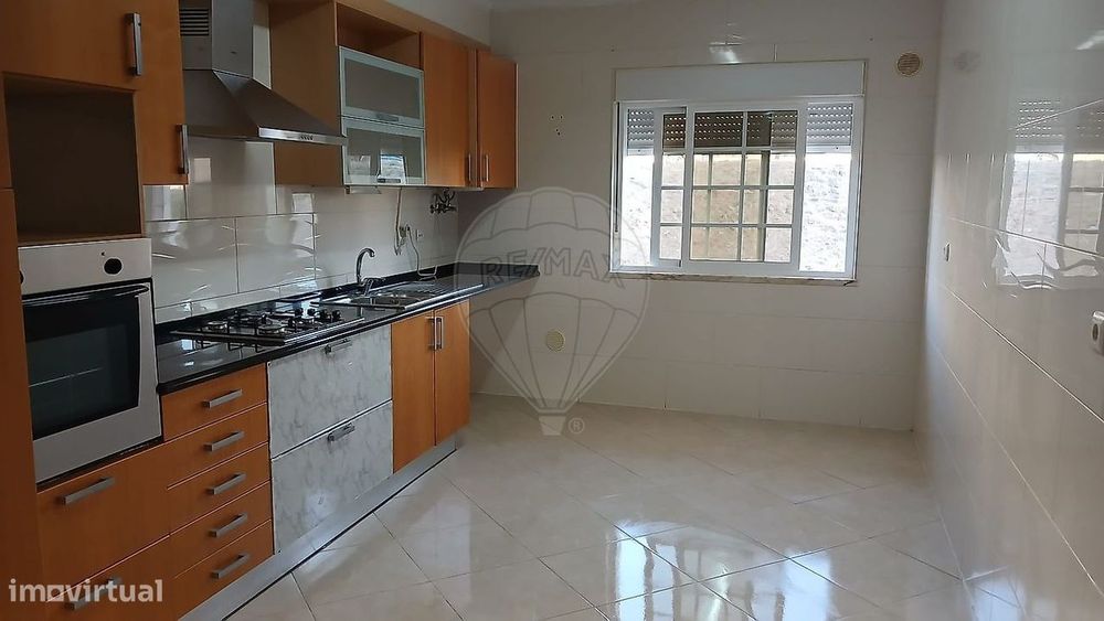 Apartamento T3 para arrendamento