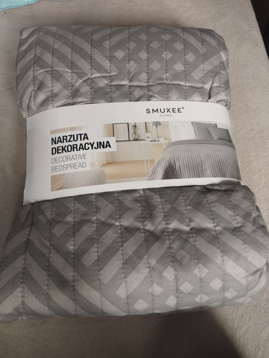 Narzuta dekoracyjna szara