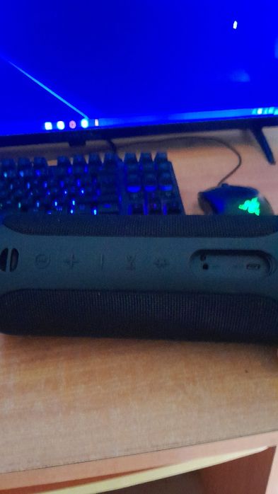 Coluna de som BLT-52