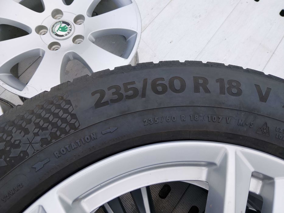 5x108 235/60R18 Felgi Koła zimowe Volvo XC40 XC60 V90 Continental zimowe