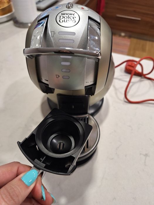 Máquina Dolce Gusto (para peças)