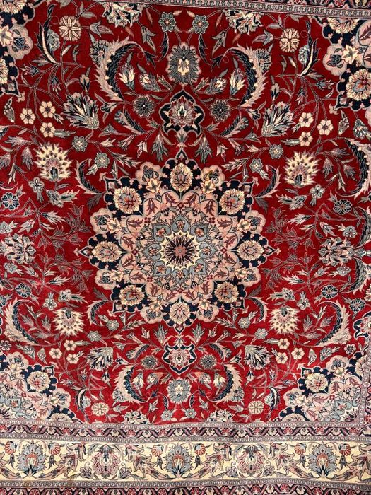 Idealny kaszmirowy dywan perski Iran Ispahan 225x220 cm galeria 30 tyś