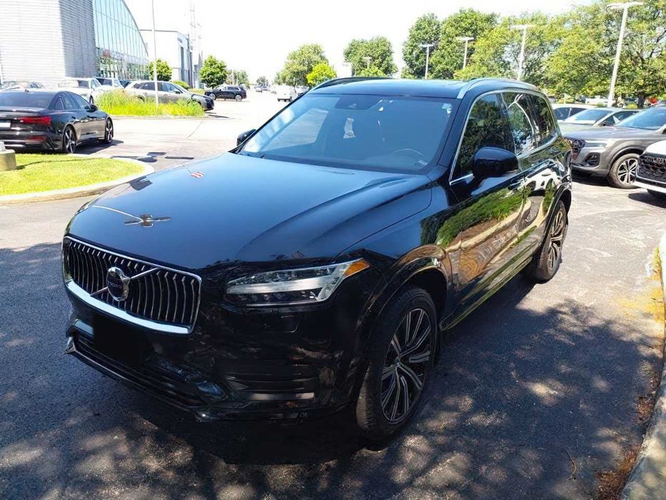 Volvo XC90 T5 Momentum      2022