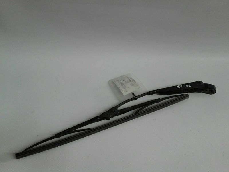 Haste / braço de escova limpa vidros trás MERCEDES-BENZ Classe E Carri