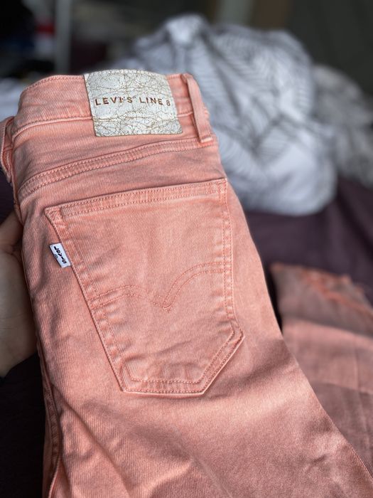 Spodnie jeansowe damskie Levi’s W27