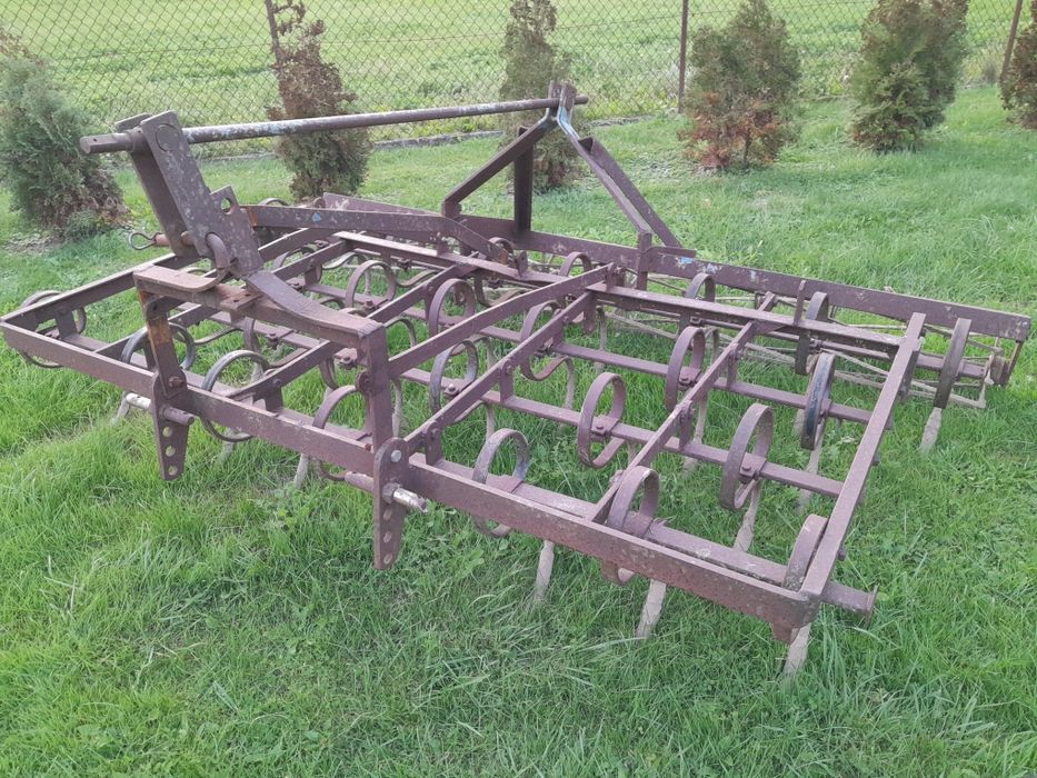 Agregat uprawowy cienkie łapy