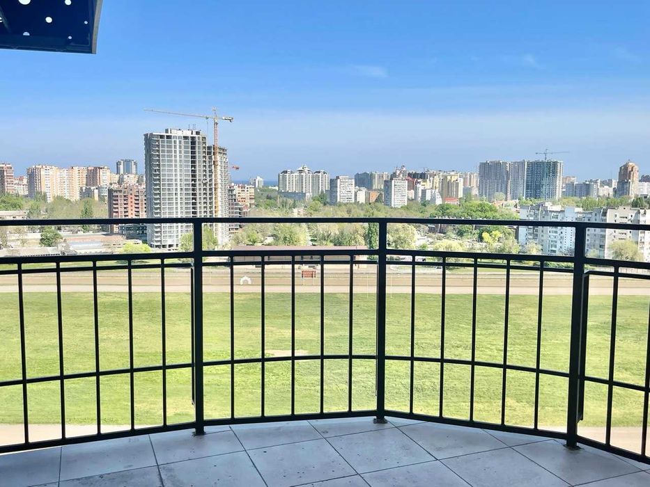 Двухкомнатная 69 м. Большая терраса. Ипподром. 61 Жемчужина. Краснова.