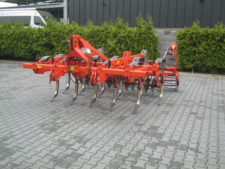 Kverneland KUBOTA CU 2300