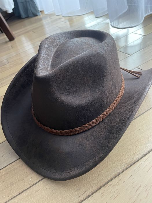 Kapelusz w stylu kowbojskim męski