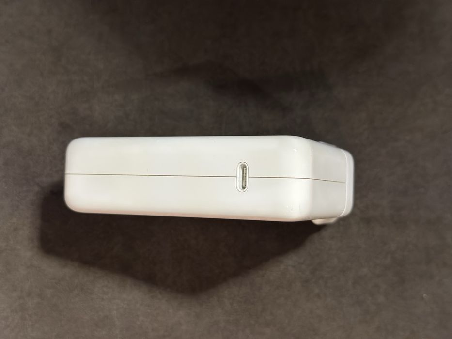 Блок живлення Apple 140W (USB-C) — на запчастини / під ремонт