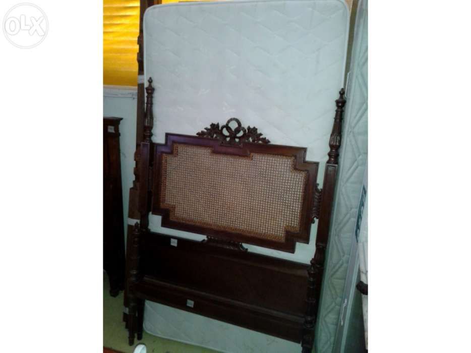 Cama Solteiro Palhinha