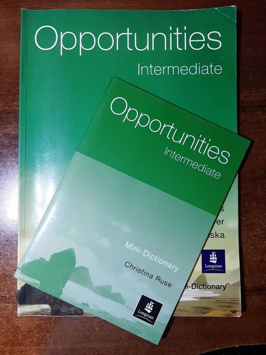 Opportunities - Intermediate Students book - Michael Harris