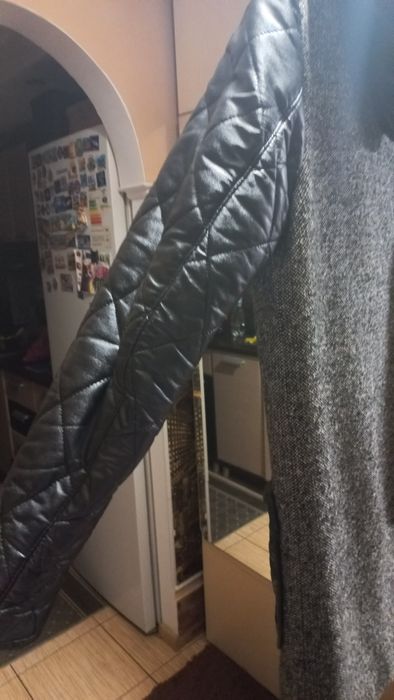 Жіноче  міжсезонне пальто