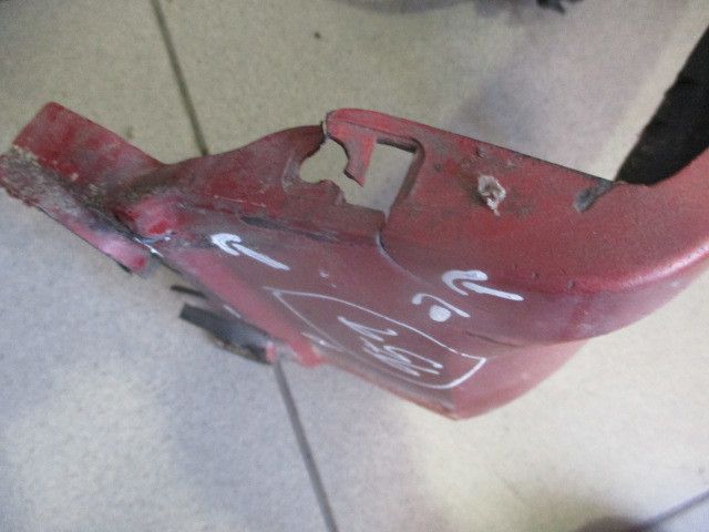 Guarda-lamas esquerdo RENAULT Megane I (BA0/1_)