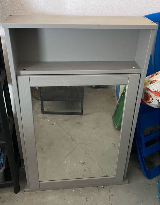 Móvel de Parede com Espelho