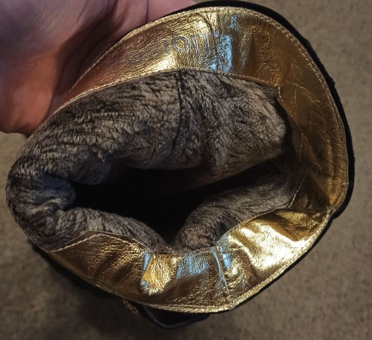 Нові, шкіряні,фірмові ботфорти Posion