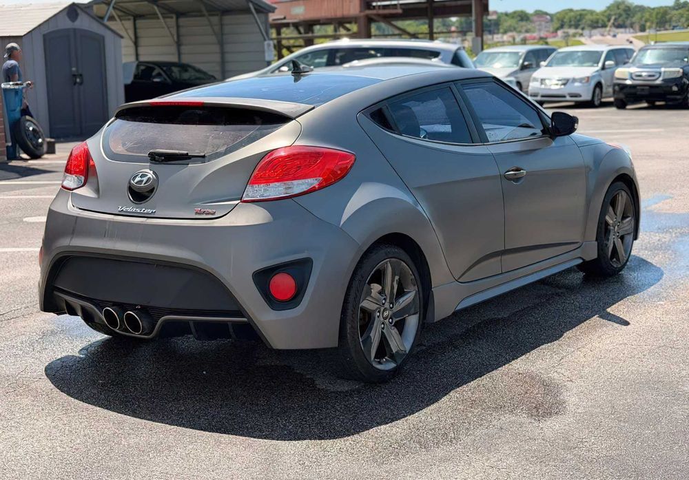 Hyundai Veloster Turbo      2015
