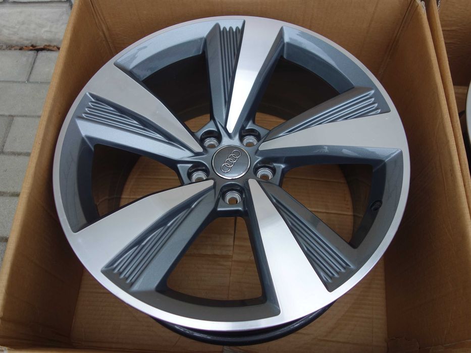 Felgi AUDI A8 D5 S8 4N0 D4 SQ5 Q5 A7 A6 S6 C8 19'' Oryginalne