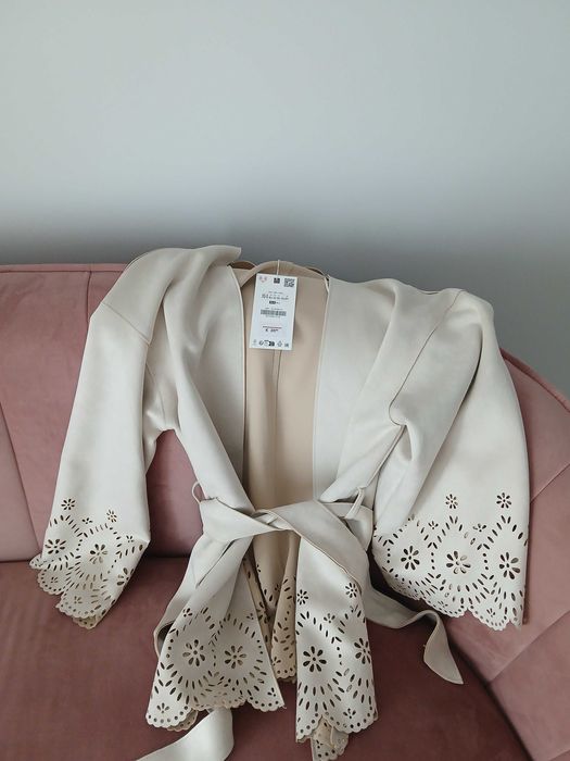 Casaco Zara novo com etiqueta