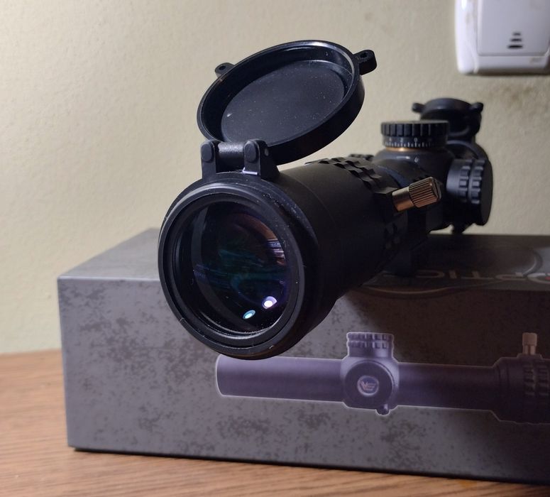 Продам приціл Vector Optics Grimlock 1-6x24.