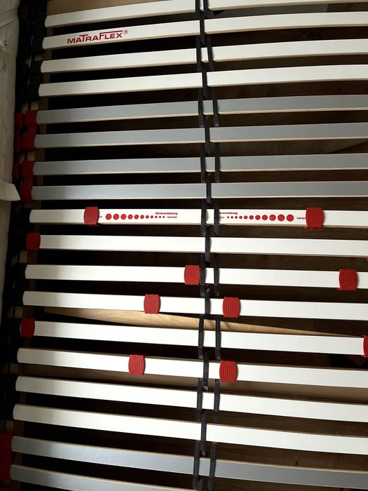 Ліжко двуспальне з ортопедичними матрацами